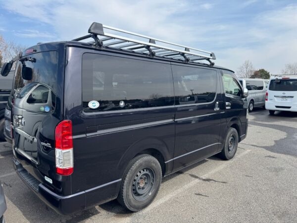 Toyota Hummer Bus Super GL - Image 4