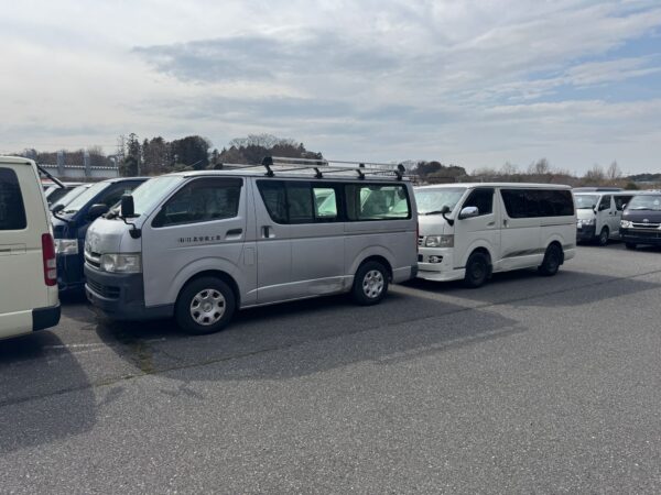 Toyota Hiace Long frame - Image 10